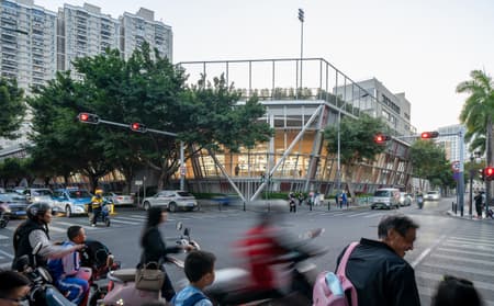 Hongling Middle School Shixia Campus